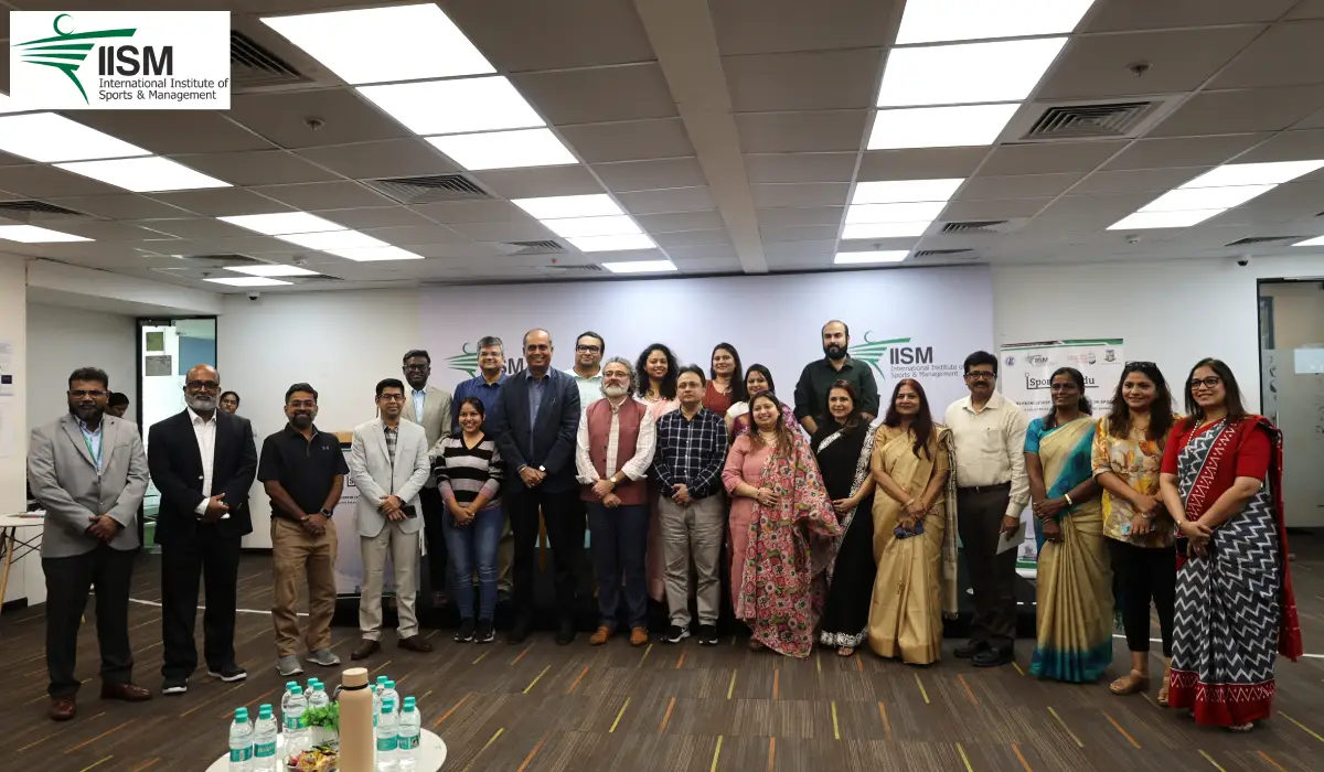 Sportsbizedu conference group photo