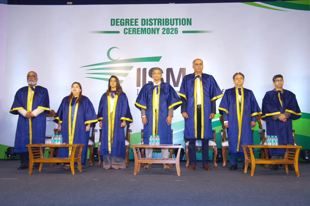 IISM Chief Guests and Dignitaries standing for the National Anthem