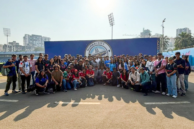 Students visited to Mumbai City FC Stadium for Educational Tour1