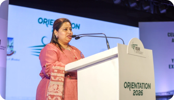 Ms Rasika Kulkarni introducing the team IISM